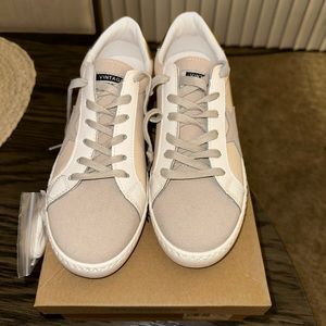 BRAND NEW Vintage Havana Bianca Sneakers